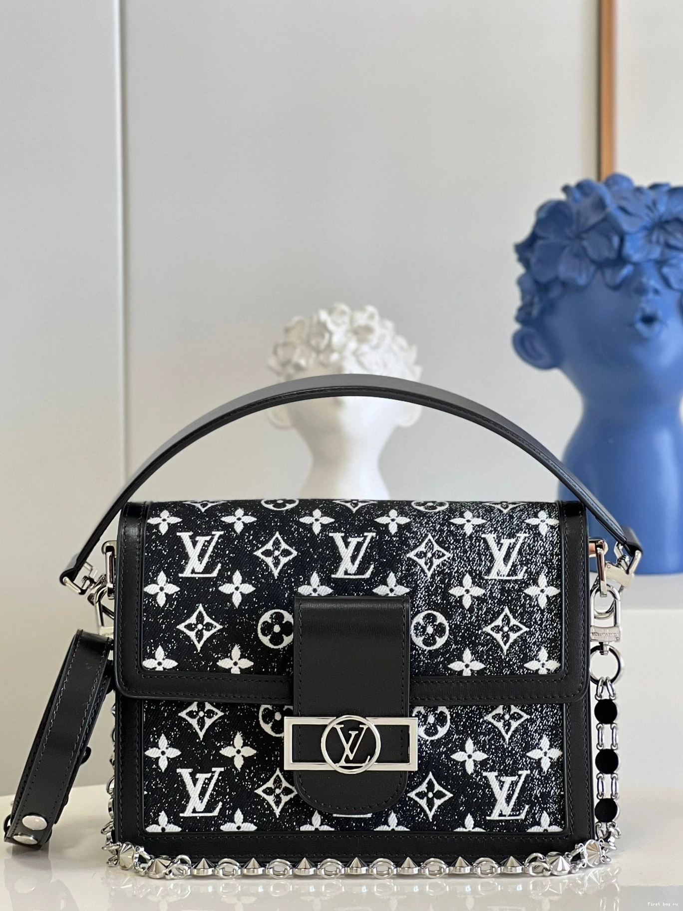 First bag ru MM VUITTON DAUPHINE LOUIS 0810